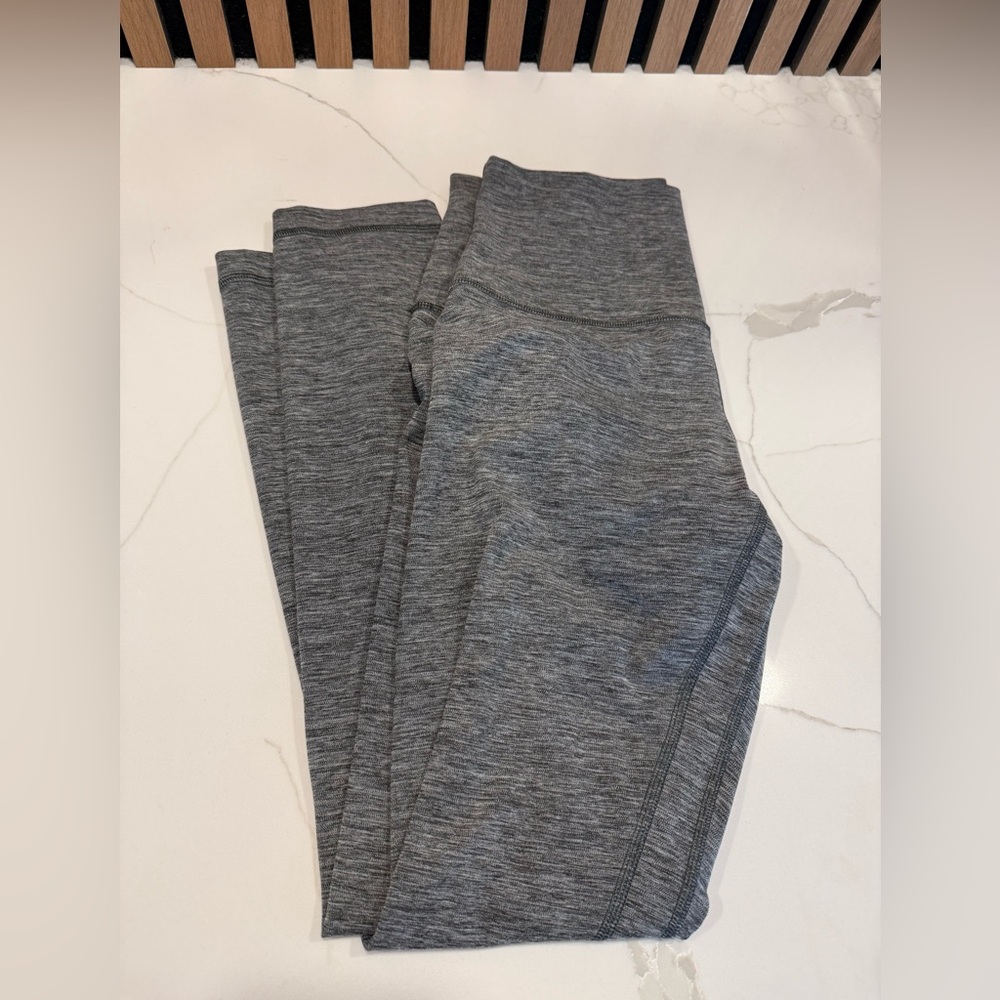 Lululemon Align 25” High Rise Leggings Size 6 Heathered Grey Nulu Like New - Picture 5 of 8